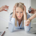 El impacto del estrés laboral: consecuencias para personas y empresas